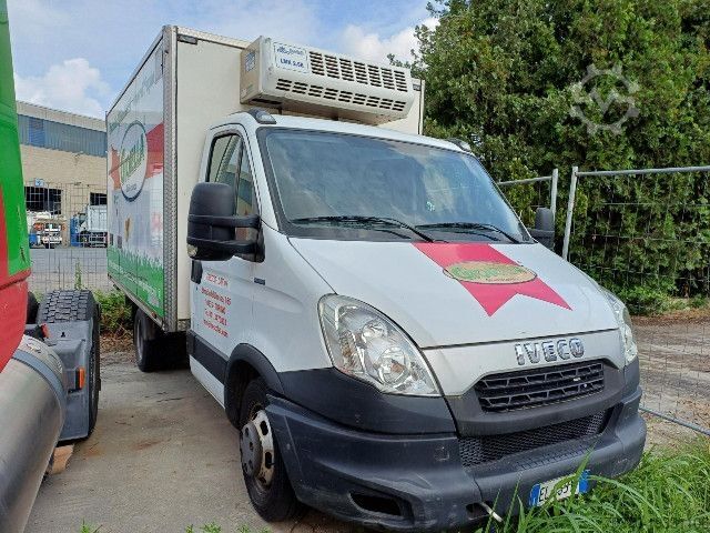 Aangepaste bestelwagen IVECO DAILY 35C13 - ponte da ripar