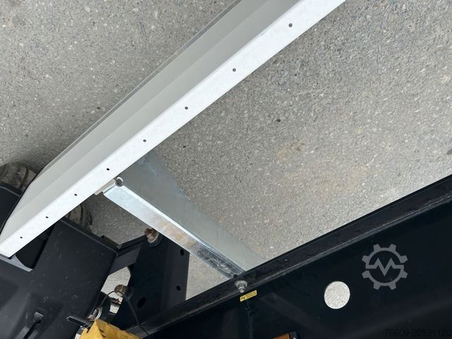 Naczepa podwoziowa wymienna KRONE 2 Achswechselfahrgestell, Typ: MAXI AZW 18 eL3B7