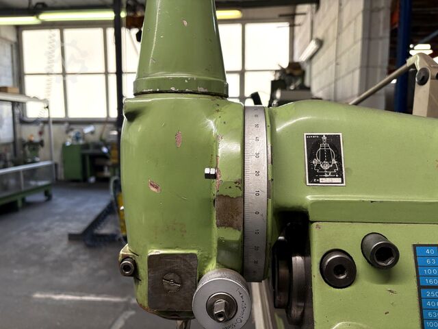 Takım freze makinesi MACMON M 100 E