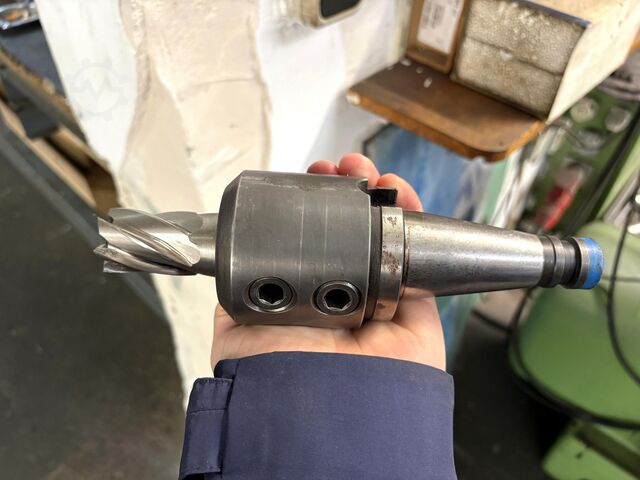 Takım freze makinesi MACMON M 100 E