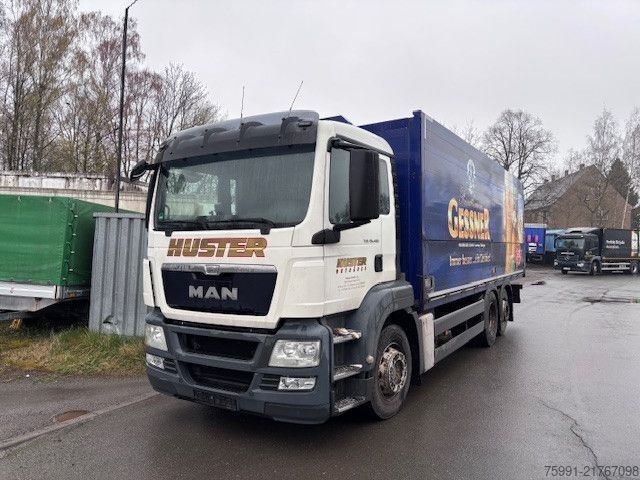 Camião de bebidas MAN TGS 26.400