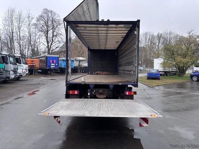 Camião de bebidas MAN TGS 26.400