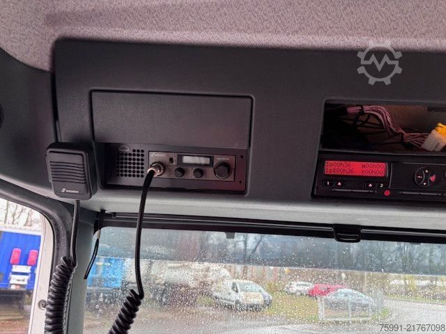 Camião de bebidas MAN TGS 26.400