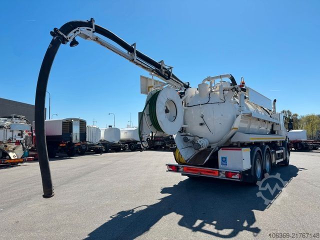Camión cisterna de vacío SCANIA P360 6x4 Hvidtved Larsen Flexline 312 Euro 6