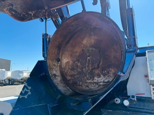 Vakumlu tank kamyonu SCANIA P310 4x2 Hvidtved Larsen Flexline 207