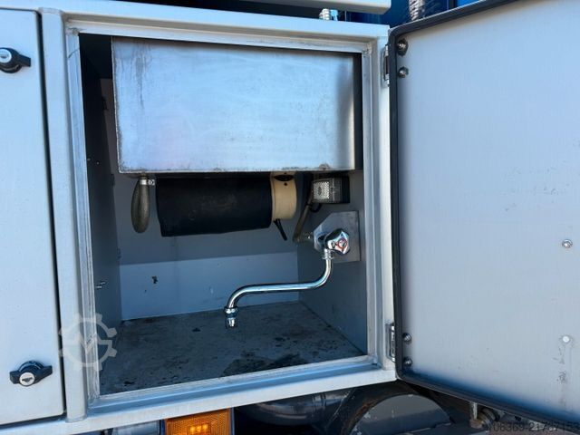 Vakumlu tank kamyonu SCANIA P310 4x2 Hvidtved Larsen Flexline 207