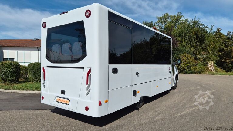 Minibús MERCEDES-BENZ 30 Sitzer Schul- Transferbus 519 Lagerfahrzeug