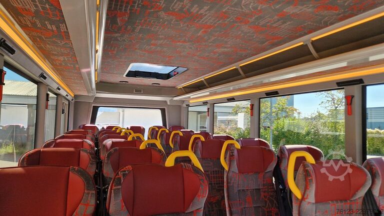 Minibús MERCEDES-BENZ 30 Sitzer Schul- Transferbus 519 Lagerfahrzeug