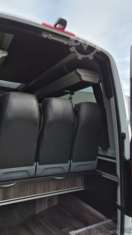 Kleinbus MERCEDES-BENZ 519  Allrad 4 x 4  20 / 23 Sitzer schnelle Liefe