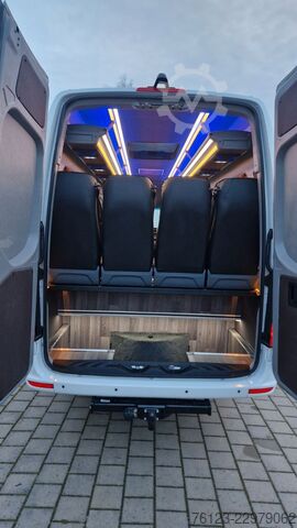 Kleinbus MERCEDES-BENZ 519  Allrad 4 x 4  20 / 23 Sitzer schnelle Liefe