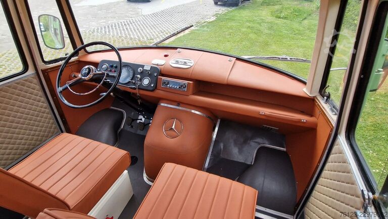 Minibusz MERCEDES-BENZ O 319 Samba Schiebedach Klima