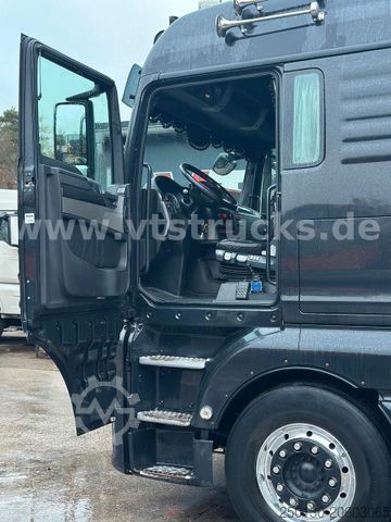 Heavy-duty truck MAN TGX 26.580 6x2 BLS Lift/Lenkachse
