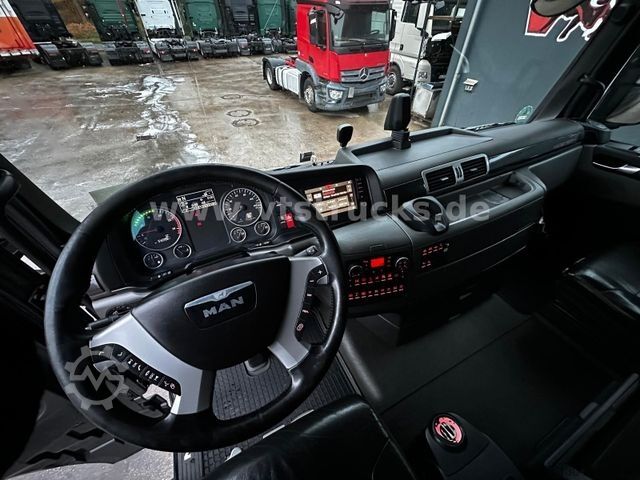 Těžkotonážní nákladní vůz MAN TGX 26.580 6x2 BLS Lift/Lenkachse