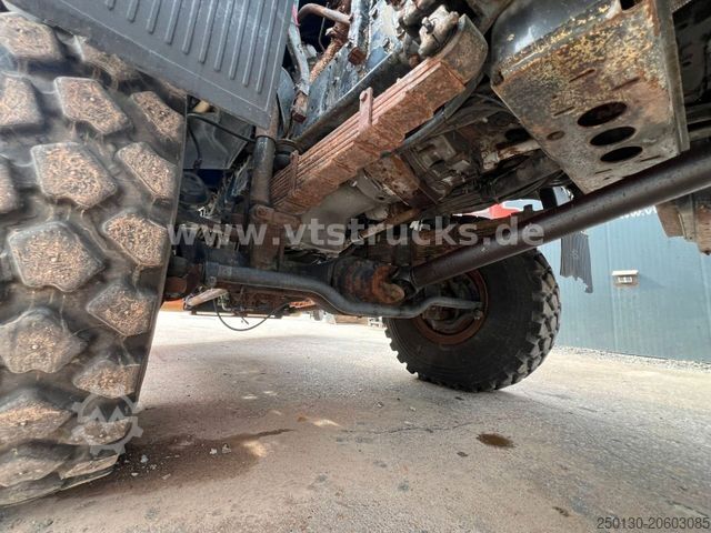 Cisternové vozidlo MAN F8 Winterdienst Räumschild