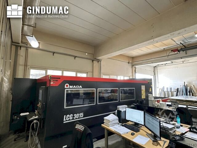 Laserový řezací stroj CO2 AMADA LCG-3015