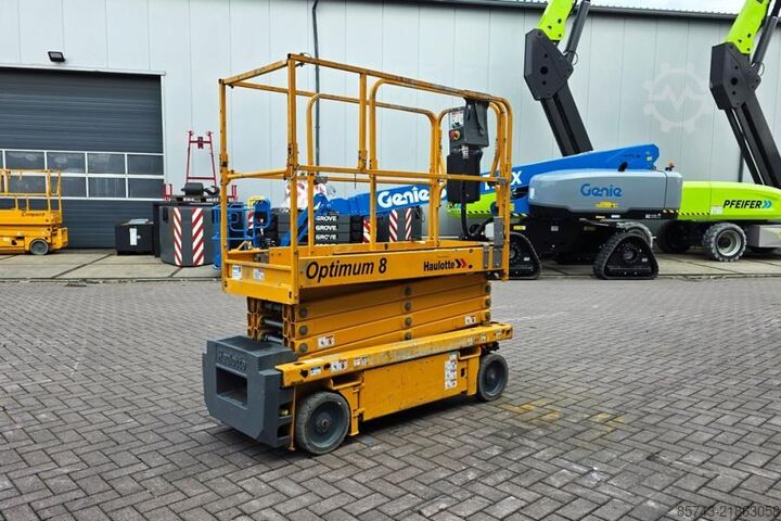 Ascensore a forbice Haulotte Optimum 8 Electric,Batteries(07-2025),7.77m Workin
