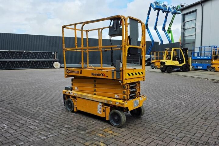 Ascensore a forbice Haulotte Optimum 8 Electric,Batteries(07-2025),7.77m Workin