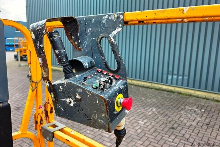 Ascensore a forbice Haulotte Optimum 8 Electric, 7.77m Working Height, 230kg Ca