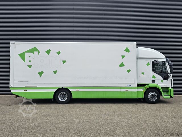 Kufr Iveco EURO-CARGO 160-220 / LES / SCHOOL / FAHRSCHULE