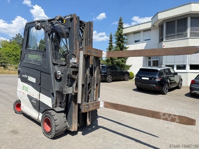 4-hjulet gaffeltruck Linde E30HL