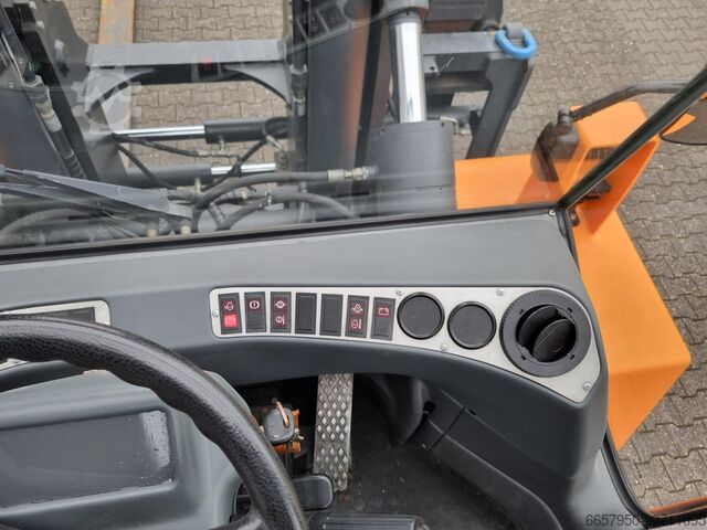 Front loader Kalmar DCE 120 - 12