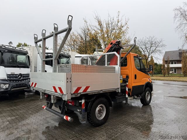 Furgone pick-up Iveco Daily 55S18W 4X4 Palfinger PK 7.501