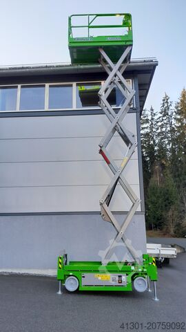 Scissor lift with automatic stabilizers FRONTEQ FS0812L