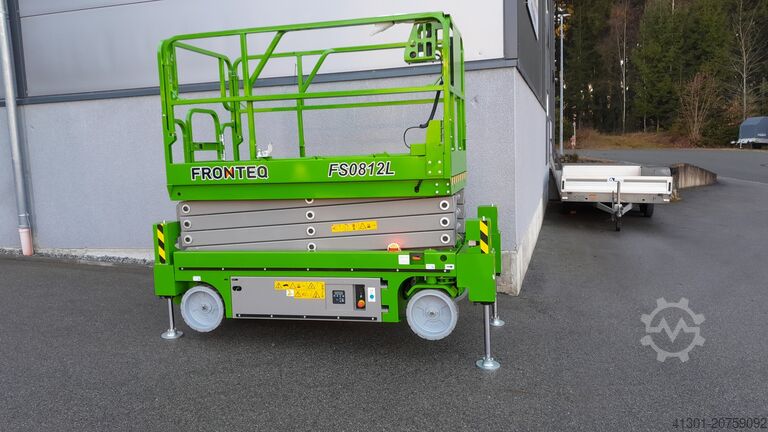Scissor lift with automatic stabilizers FRONTEQ FS0812L