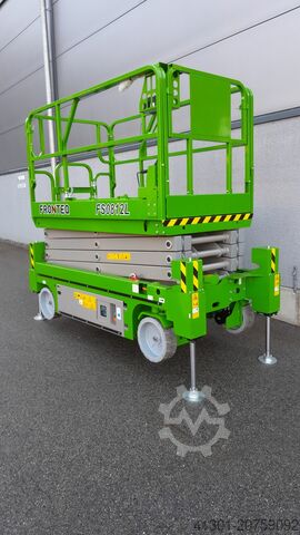 Scissor lift with automatic stabilizers FRONTEQ FS0812L