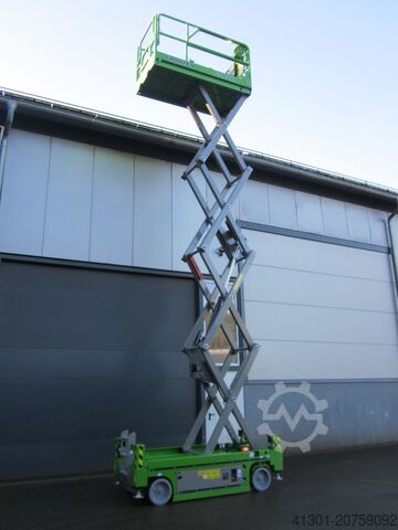 Scissor lift with automatic stabilizers FRONTEQ FS0812L