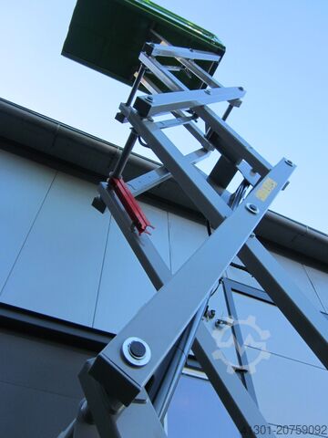 Scissor lift with automatic stabilizers FRONTEQ FS0812L