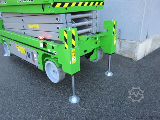 Scissor lift with automatic stabilizers FRONTEQ FS0812L