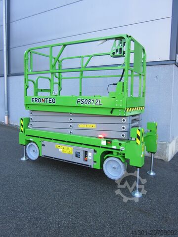 Scissor lift with automatic stabilizers FRONTEQ FS0812L