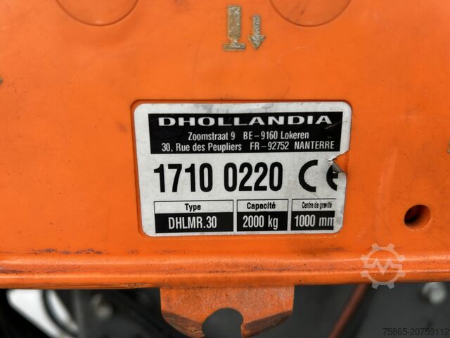 Mala Fruehauf FSR MD4 / Box / Loadlift 2000 kg / Lift axle