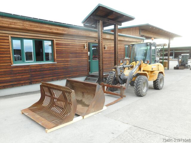Caricatore Volvo L30B-Z