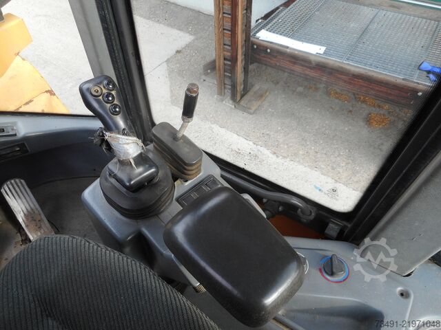 Caricatore Volvo L30B-Z