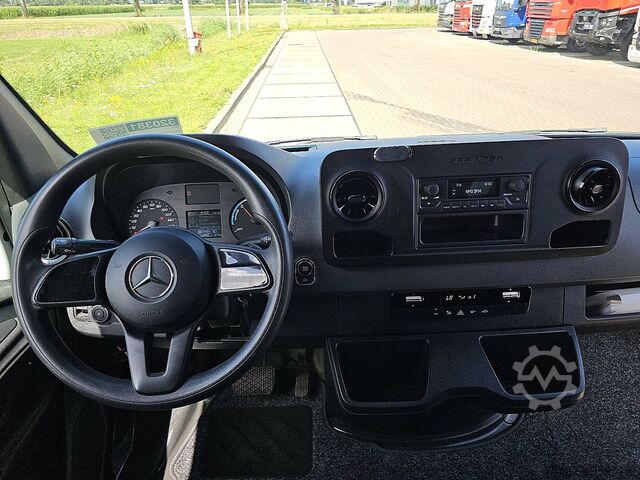 Bestelauto MERCEDES-BENZ ESPRINTER L2H2 35 KWH