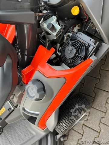 Mowing machine  Husquarna RC 320Ts AWD / Rasenmäher / nur 7,6h !