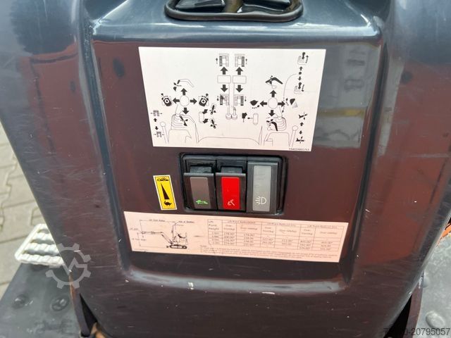 Mini excavator ATLAS AC08B / 2022 / nur 1.011h / TL / GL