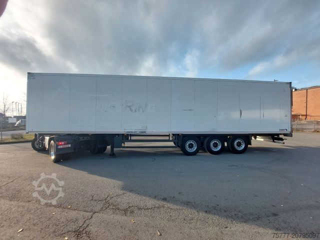 Koeloplegger SCHMITZ CARGOBULL SKO24/L-13.4 FP 60- THERMO KING-Rohrbahnen