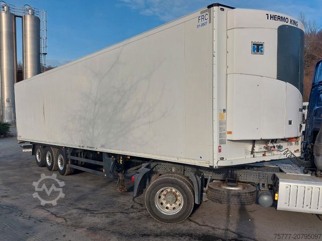 Koeloplegger SCHMITZ CARGOBULL SKO24/L-13.4 FP 60- THERMO KING-Rohrbahnen