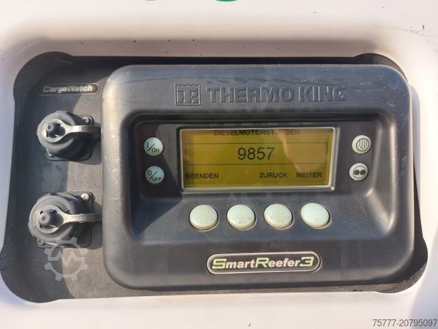 Koeloplegger SCHMITZ CARGOBULL SKO24/L-13.4 FP 60- THERMO KING-Rohrbahnen