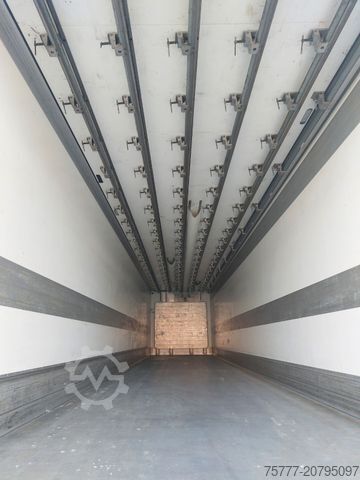 Koeloplegger SCHMITZ CARGOBULL SKO24/L-13.4 FP 60- THERMO KING-Rohrbahnen