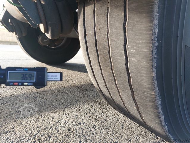 Koeloplegger SCHMITZ CARGOBULL SKO24/L-13.4 FP 60- THERMO KING-Rohrbahnen