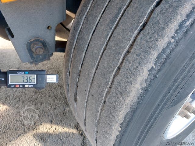 Koeloplegger SCHMITZ CARGOBULL SKO24/L-13.4 FP 60- THERMO KING-Rohrbahnen