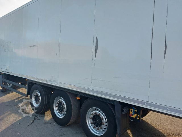 Koeloplegger SCHMITZ CARGOBULL SKO24/L-13.4 FP 60- THERMO KING-Rohrbahnen