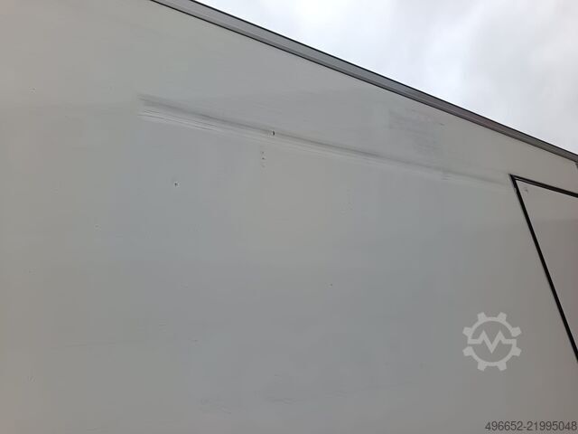 Camión frigorífico renault midlum d 220