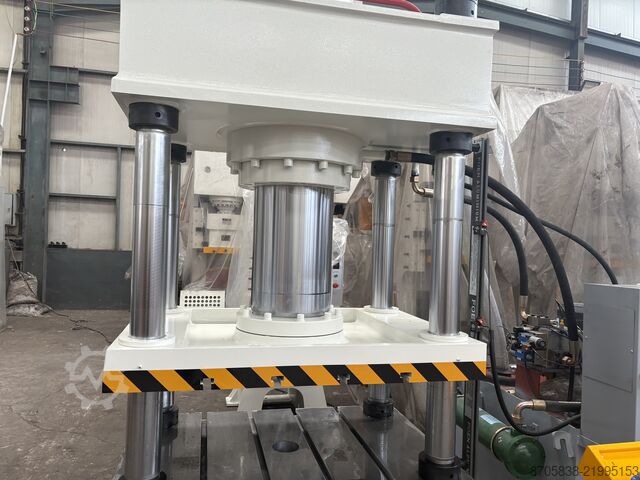Hydraulisk presse Nanjing Asia Machine Mfg. Co., Ltd. YQ32-315 Four-column Hydraulic Press