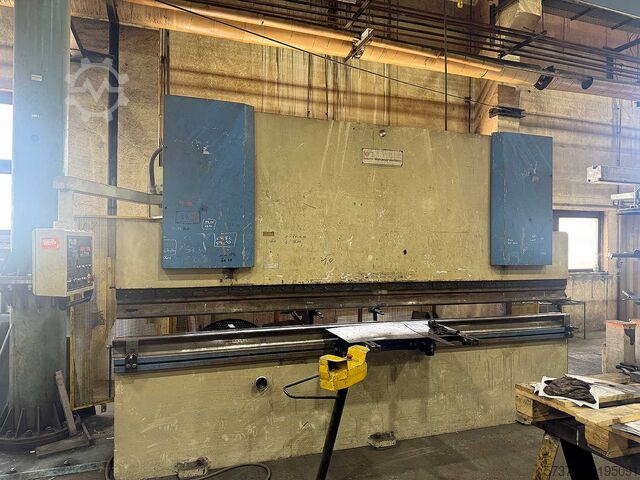 Knuth AHK 40200