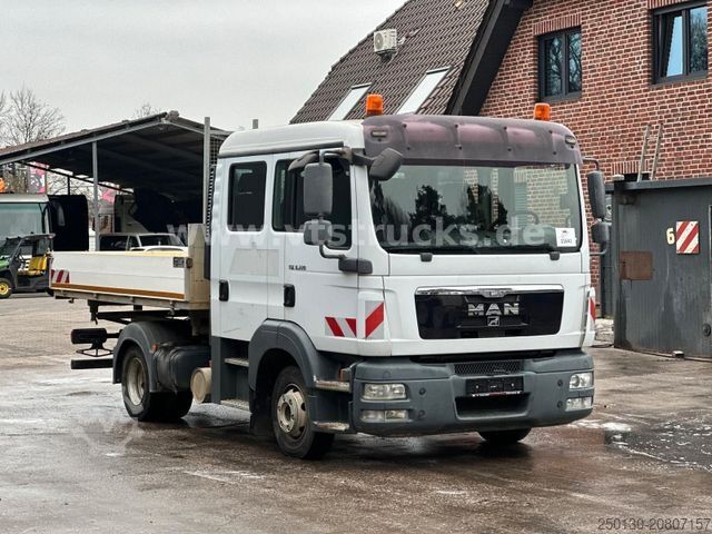 Tipper van MAN TGL 8.220